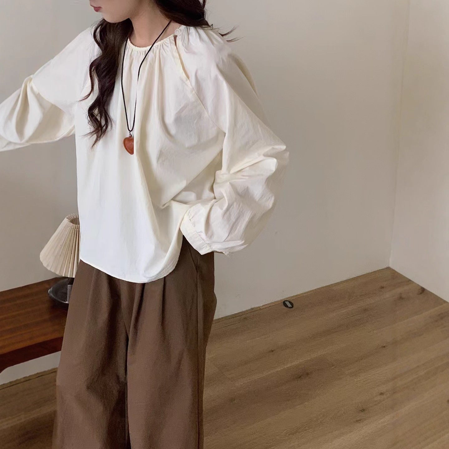 2422 French literary pullover shirt Autumn new shirt loose cotton doll shirt slimming top