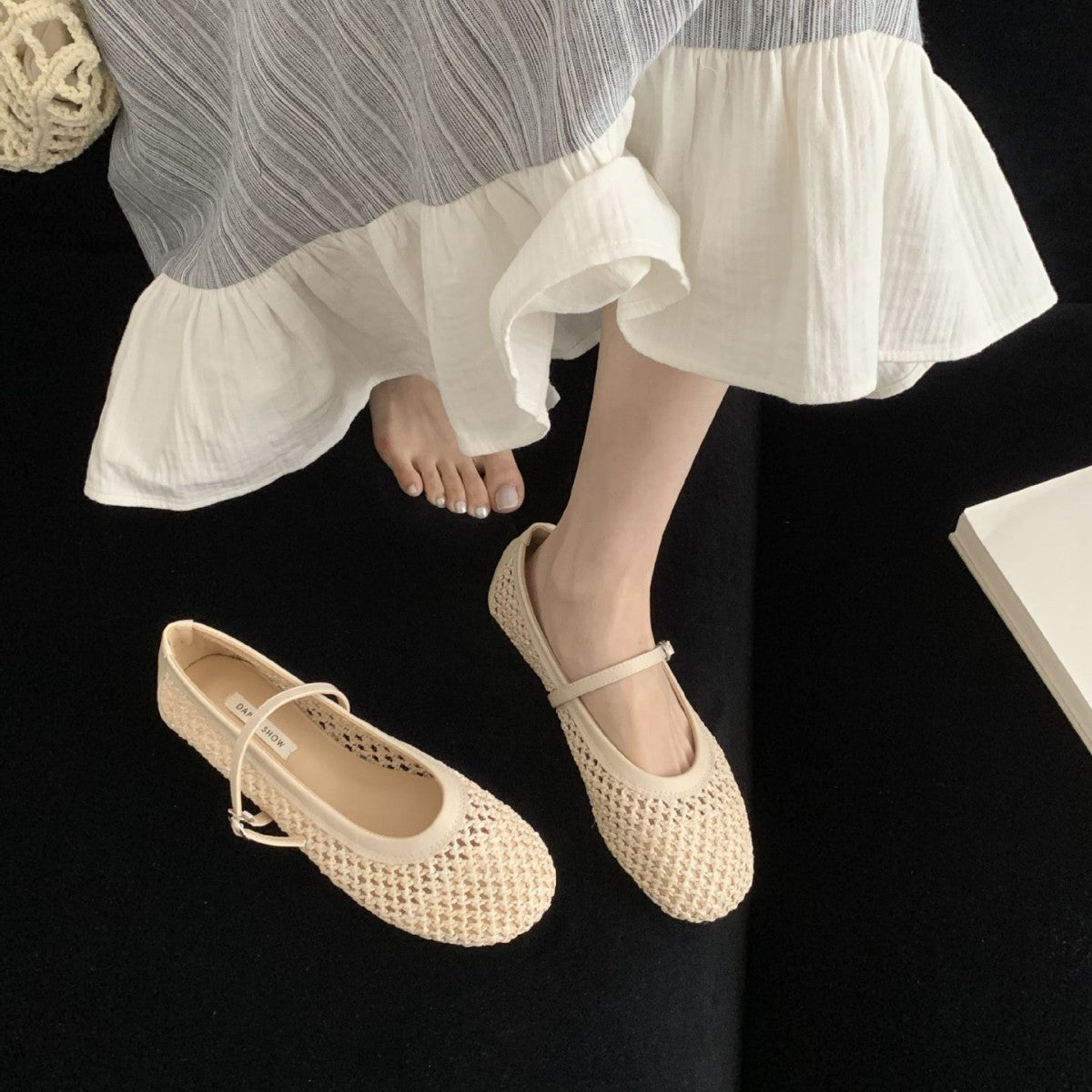Summer 2025 New Round Toe French Flat Mary Jane Shoes Woven Vintage Single Shallow One Strap Single Shoe