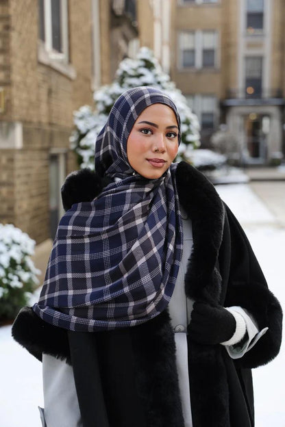 Best-selling Malaysian headscarf printed plaid soft breathable shawl popular European and American scarf in stock