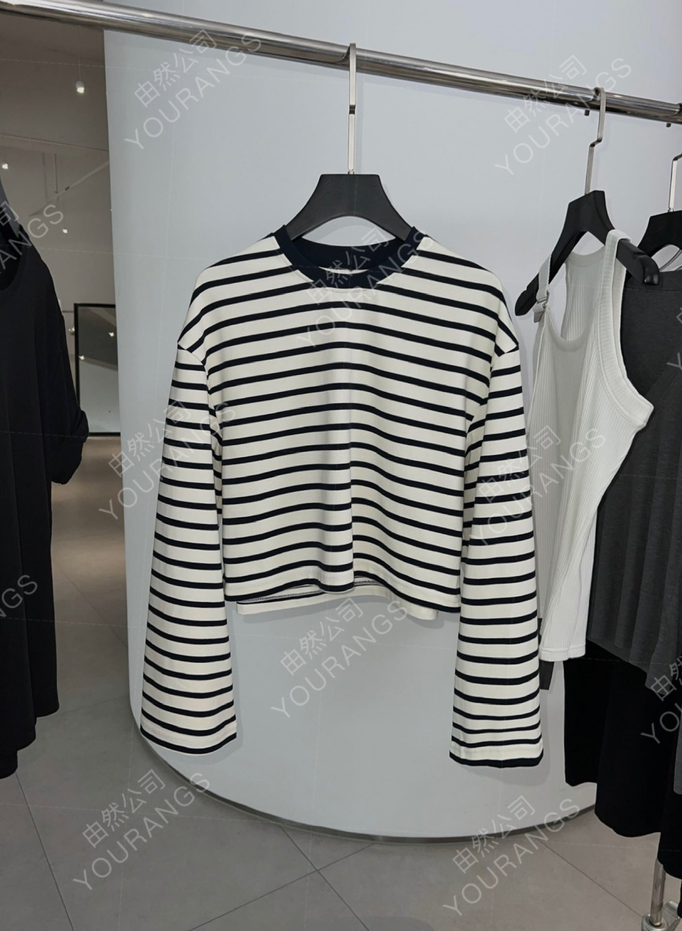 (New Store Benefits) [Loss 55 80] Beautiful and stylish FR combed cotton Japanese sleeve striped T-shirt and vest