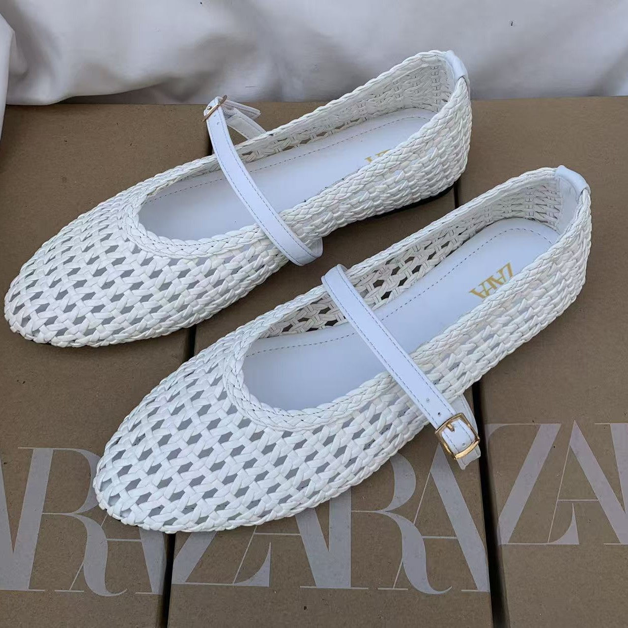 ZR African Round Toe Versatile One-Line Strap Hollow Plus Size Mary Jane Women's Shoes Flat Woven Single Shoes Women's Casual Versatile