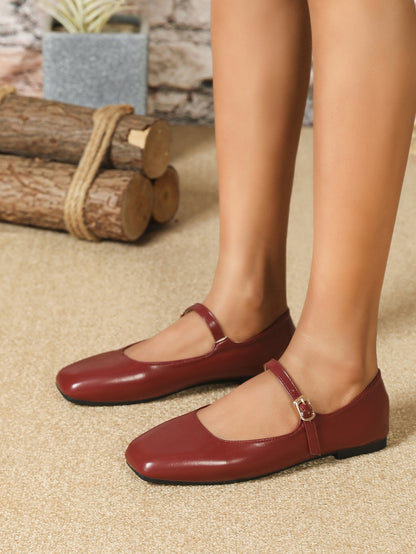 2026 new French soft leather one-button square toe shallow temperament retro Mary Jane single shoes women's flat gold