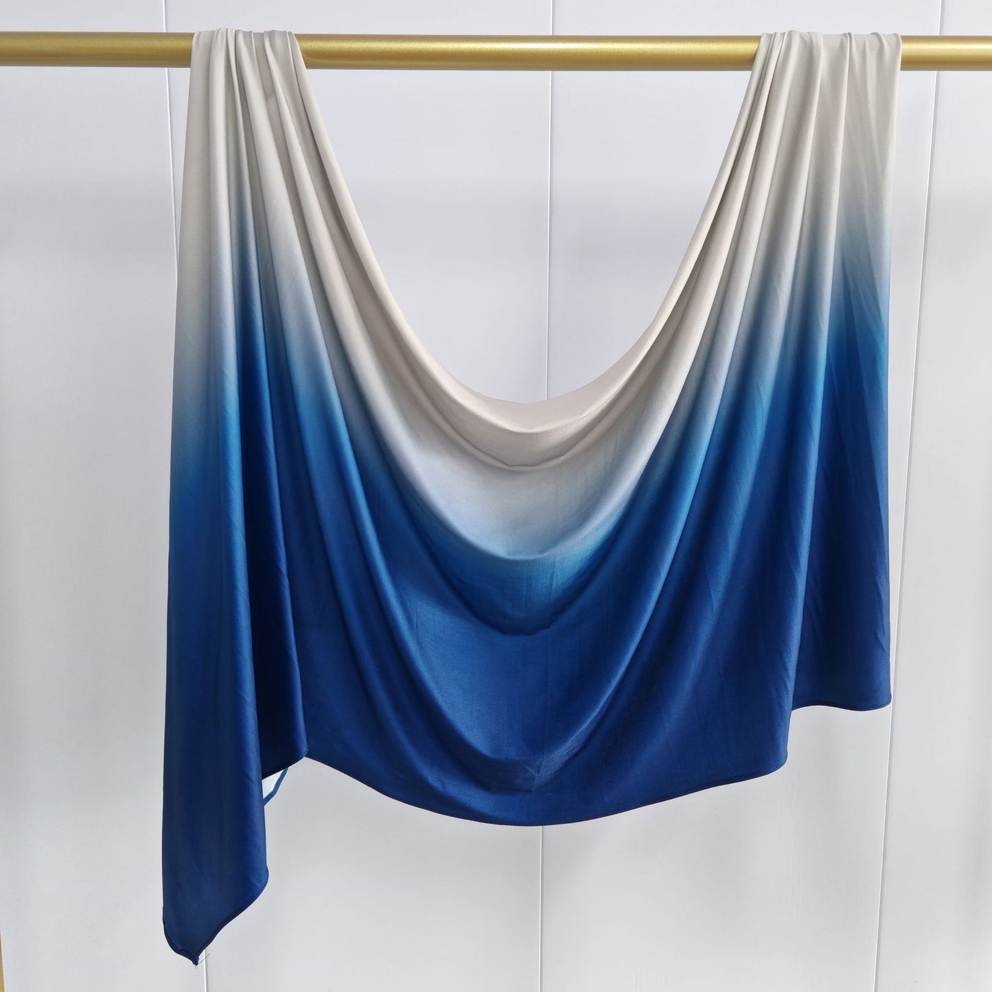 Premium liquid jersey gradient hijab